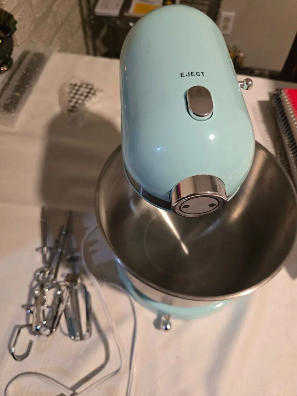 Nostalgia Aqua Blue Stand Mixer With Stainless Steel Bowl & Attachments 6-Speed